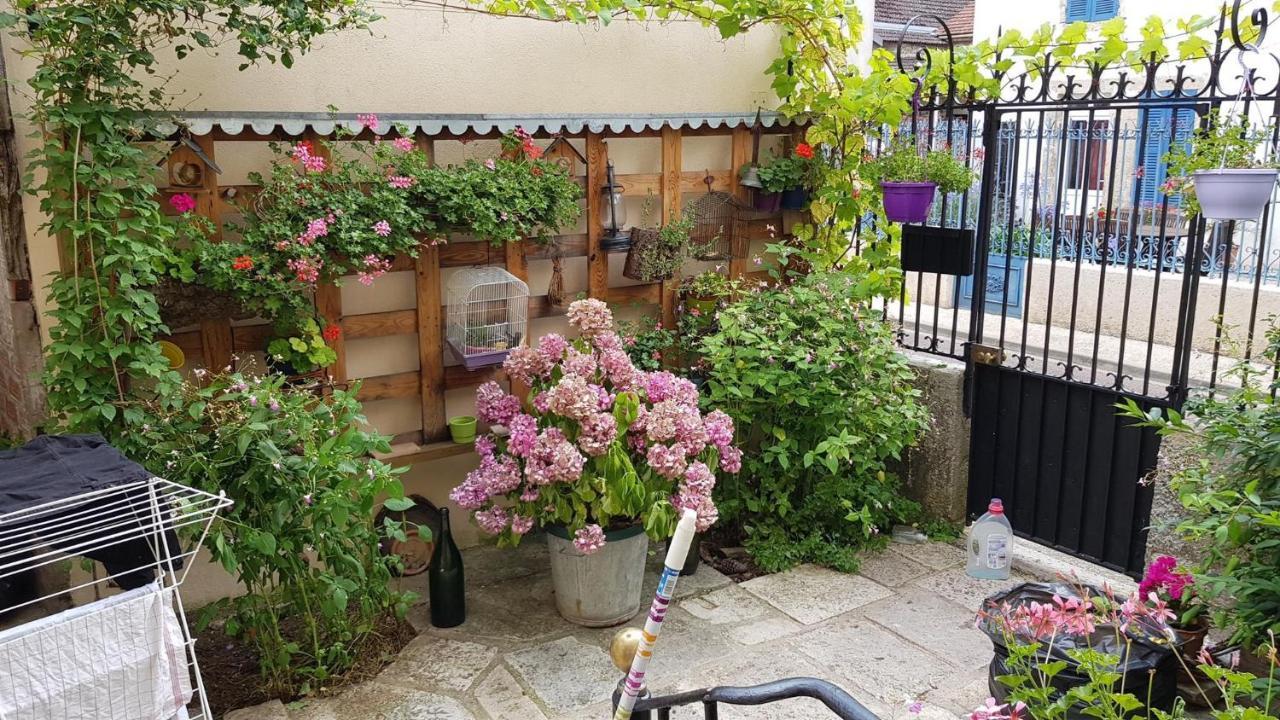 La Palette Fleurie Holiday home Laignes